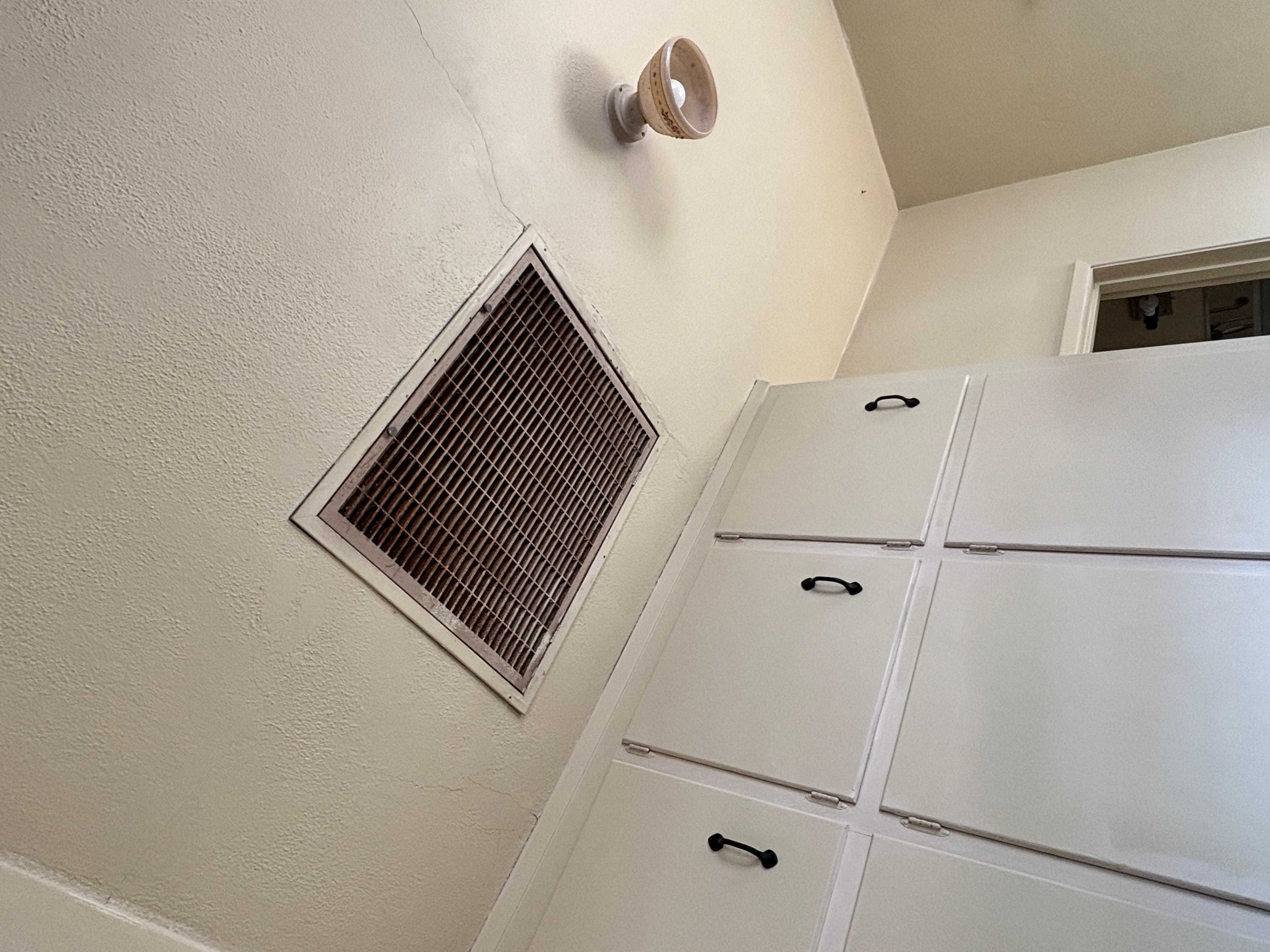 🔥 VACANT Los Banos Deal – Big Potential 🔥 – Central Valley Deals