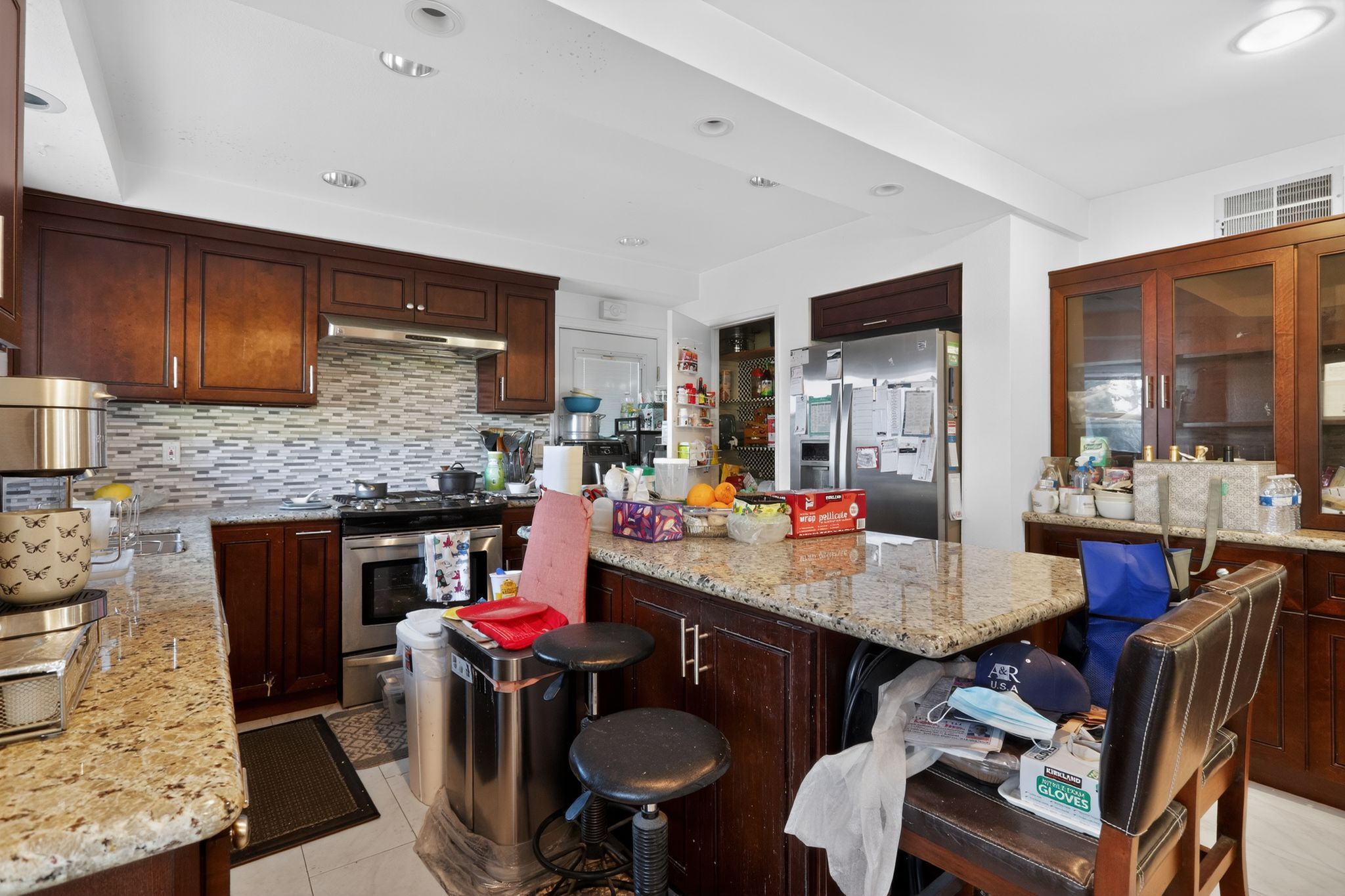 10856 Topeka Dr, Porter Ranch, CA 91326 – Sellers New Day Deals