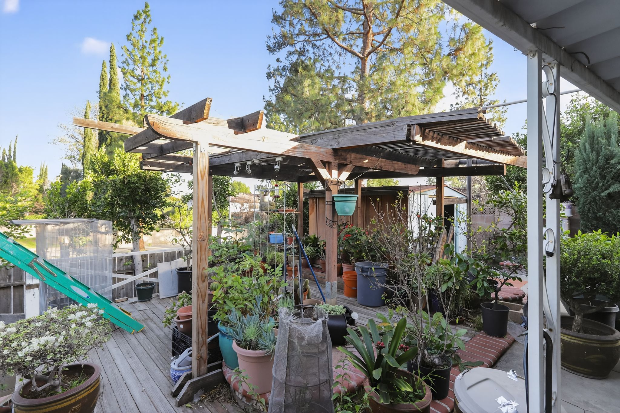 10856 Topeka Dr, Porter Ranch, CA 91326 – Sellers New Day Deals